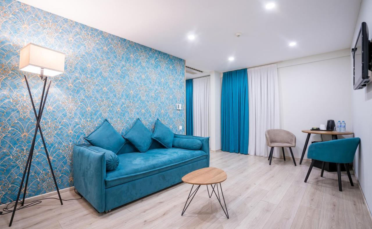 Capitol Hotel By Umbrella Tiflis Exterior foto